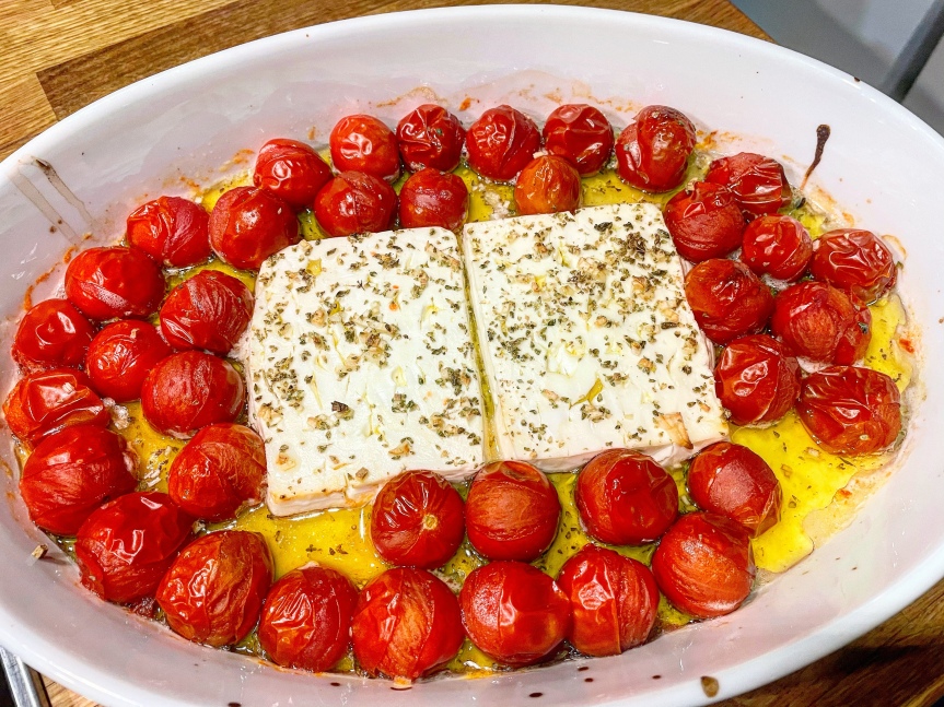 Ofen-Feta mit Tomaten und Pasta | Grillforum und BBQ - www ...